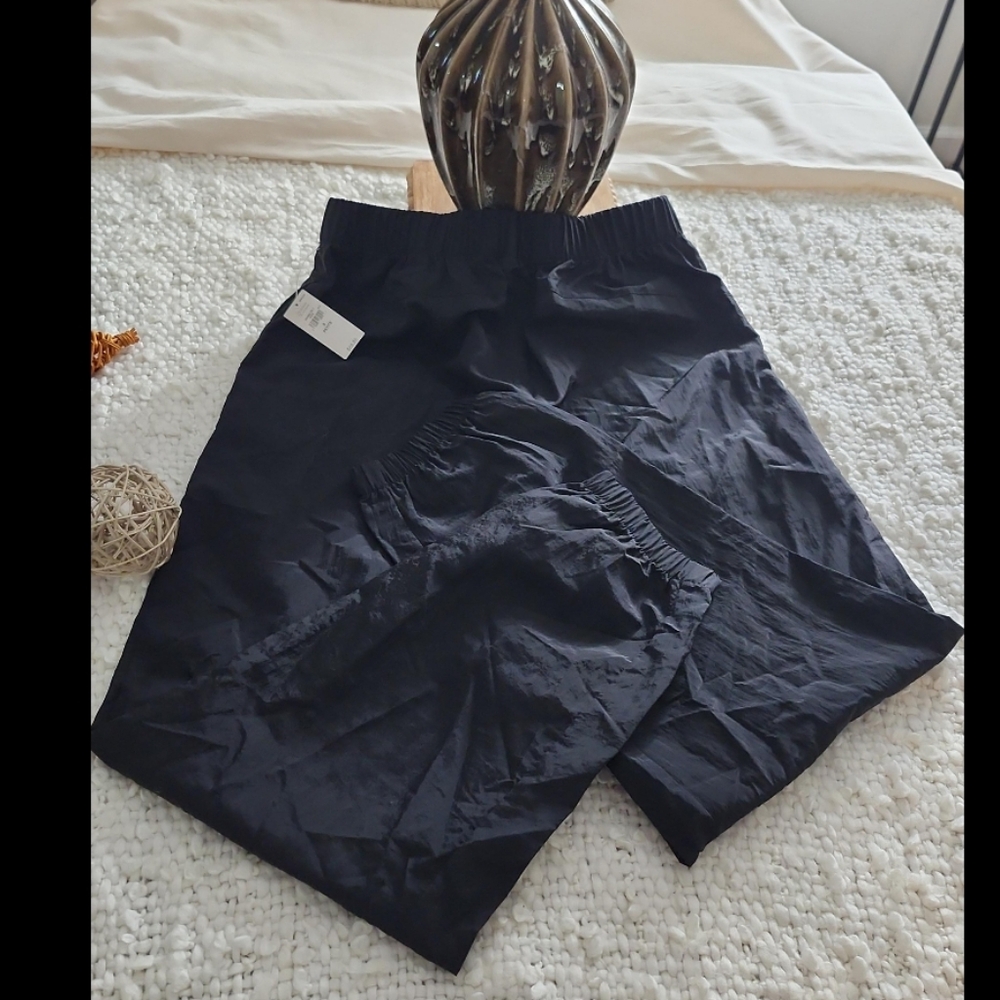 BLACK HIGH RISE JOGGERS PANTS - Picture 7 of 9